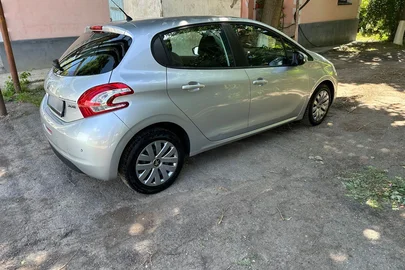 2015' Peugeot 208