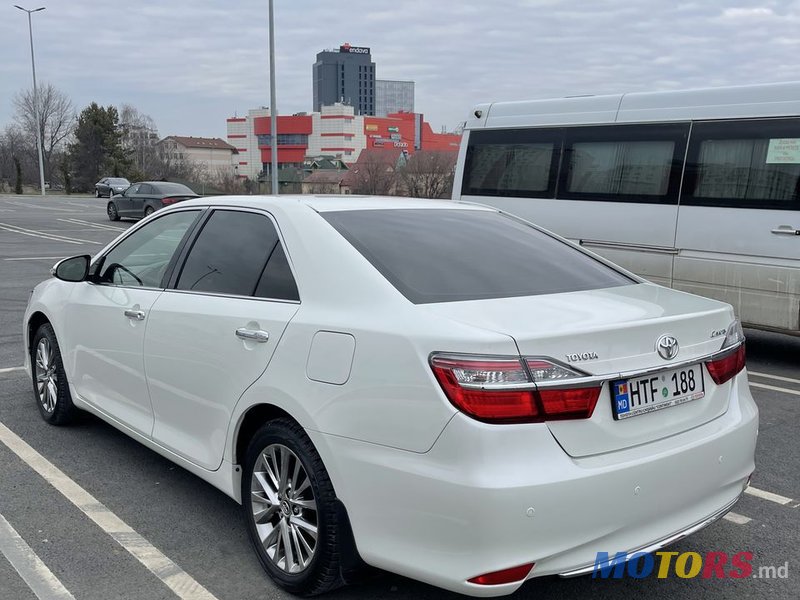 2017' Toyota Camry photo #3