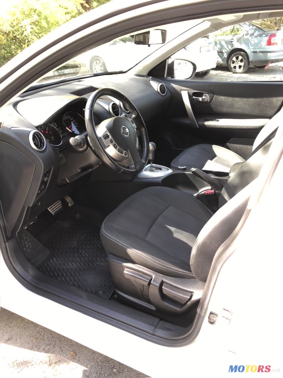 2012' Nissan Qashqai photo #2