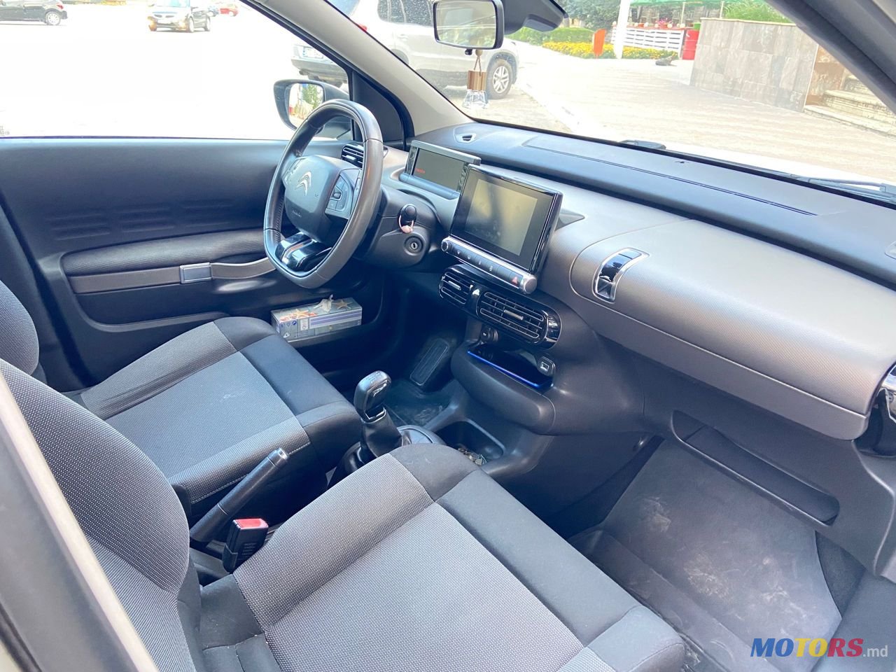 2014' Citroen C4 Cactus photo #6