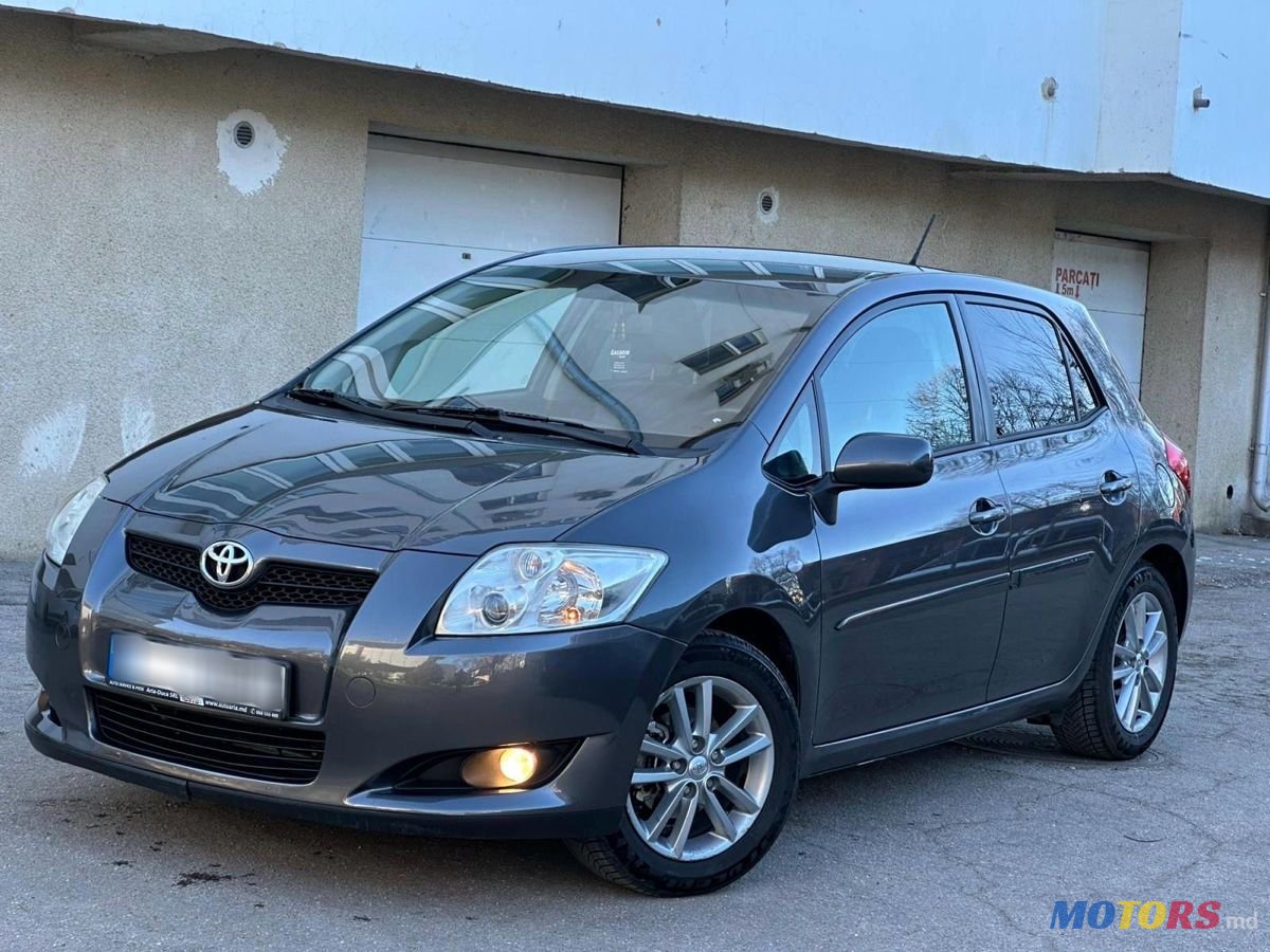 2009' Toyota Auris photo #1