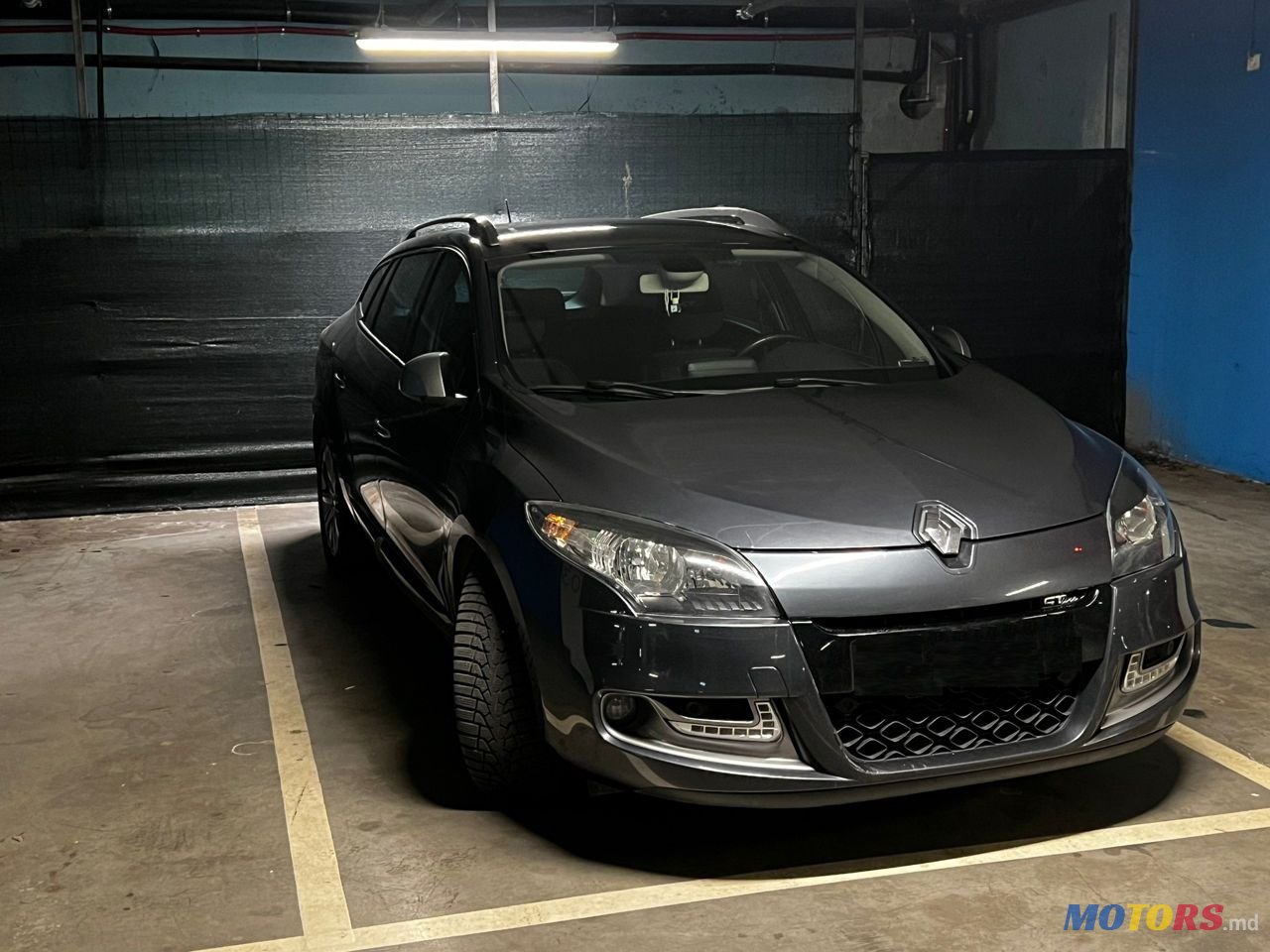 2012' Renault Megane photo #5