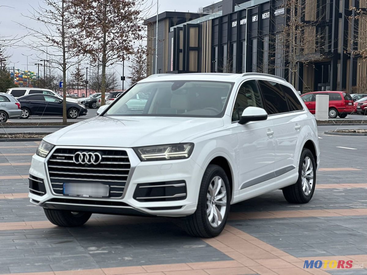 2019' Audi Q7 photo #1
