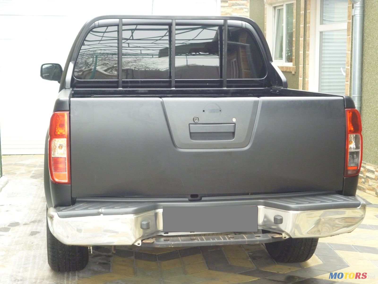 2007' Nissan Navara photo #2