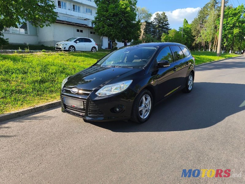 2013' Ford Focus photo #3