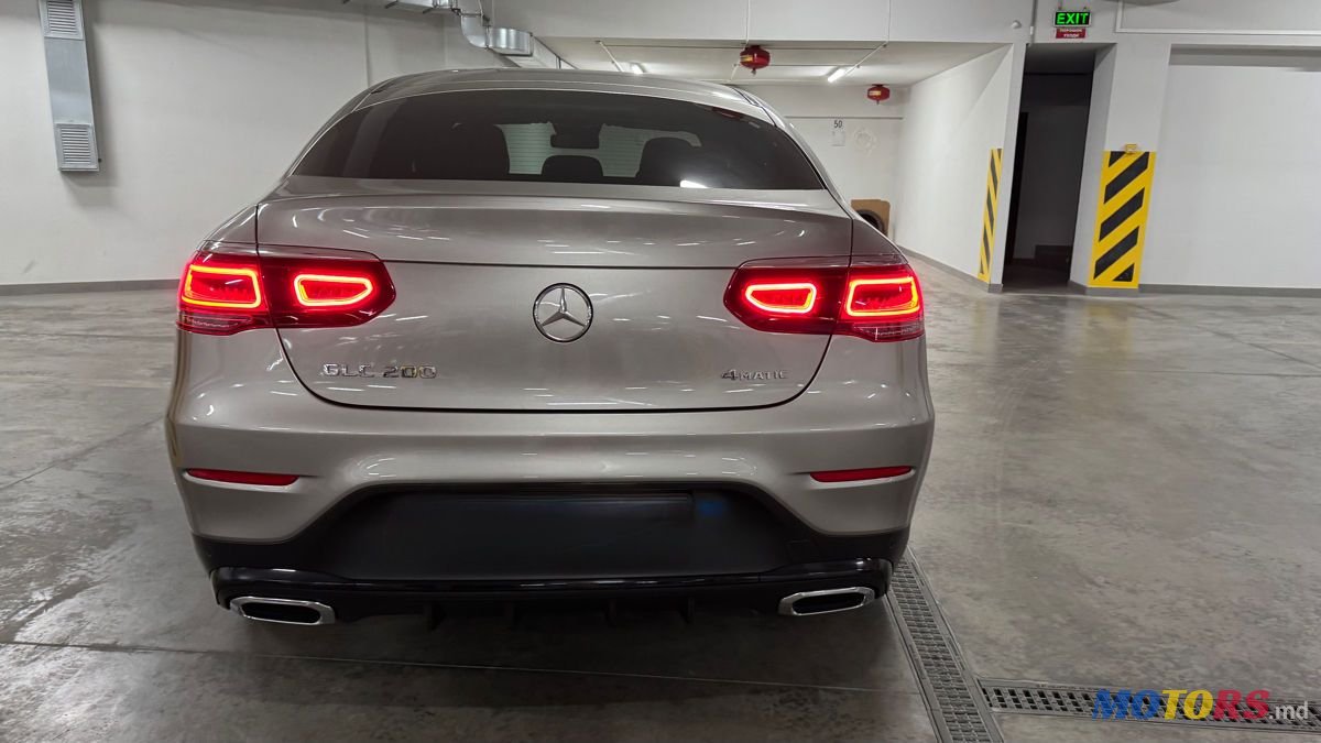 2022' Mercedes-Benz Glc Coupe photo #2