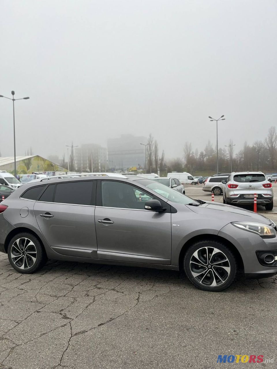 2014' Renault Megane photo #1