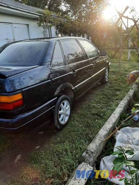 1993' Volkswagen Passat photo #5