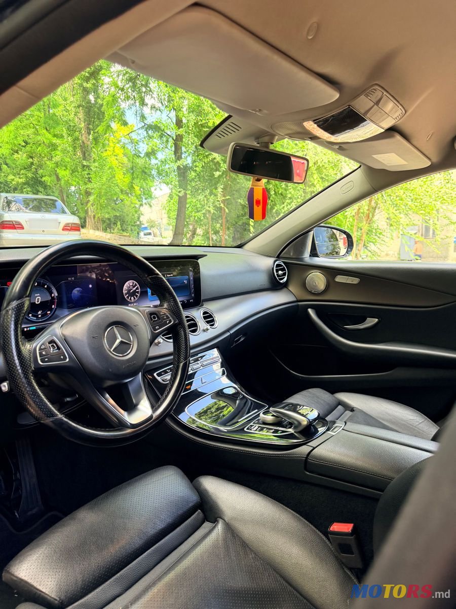 2018' Mercedes-Benz E-Class photo #5
