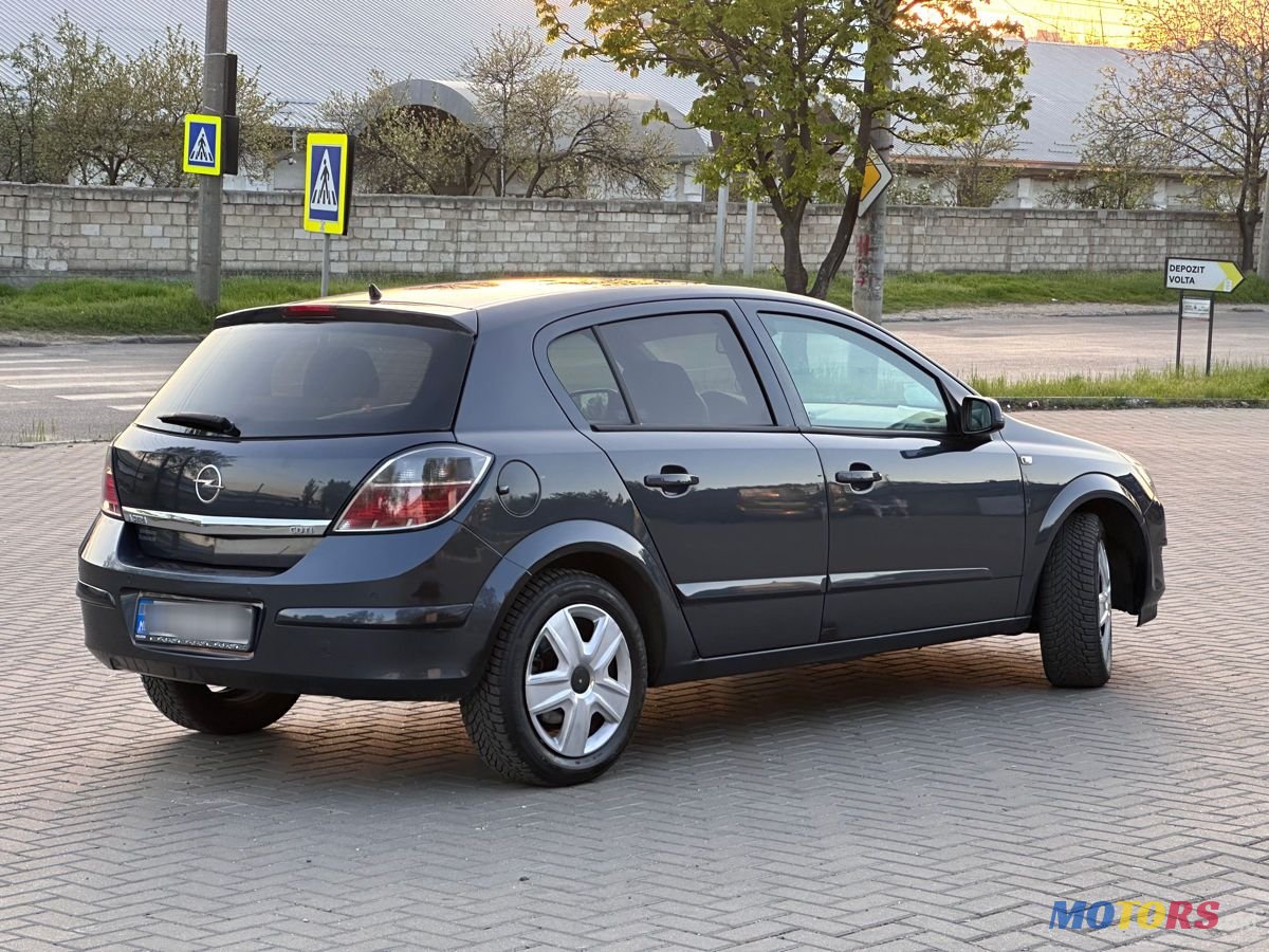 2007' Opel Astra photo #3