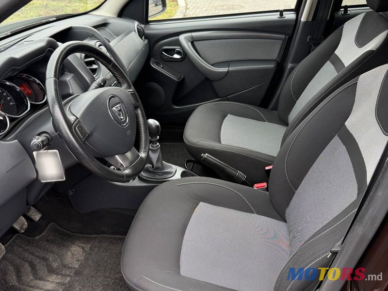 2016' Dacia Duster photo #5
