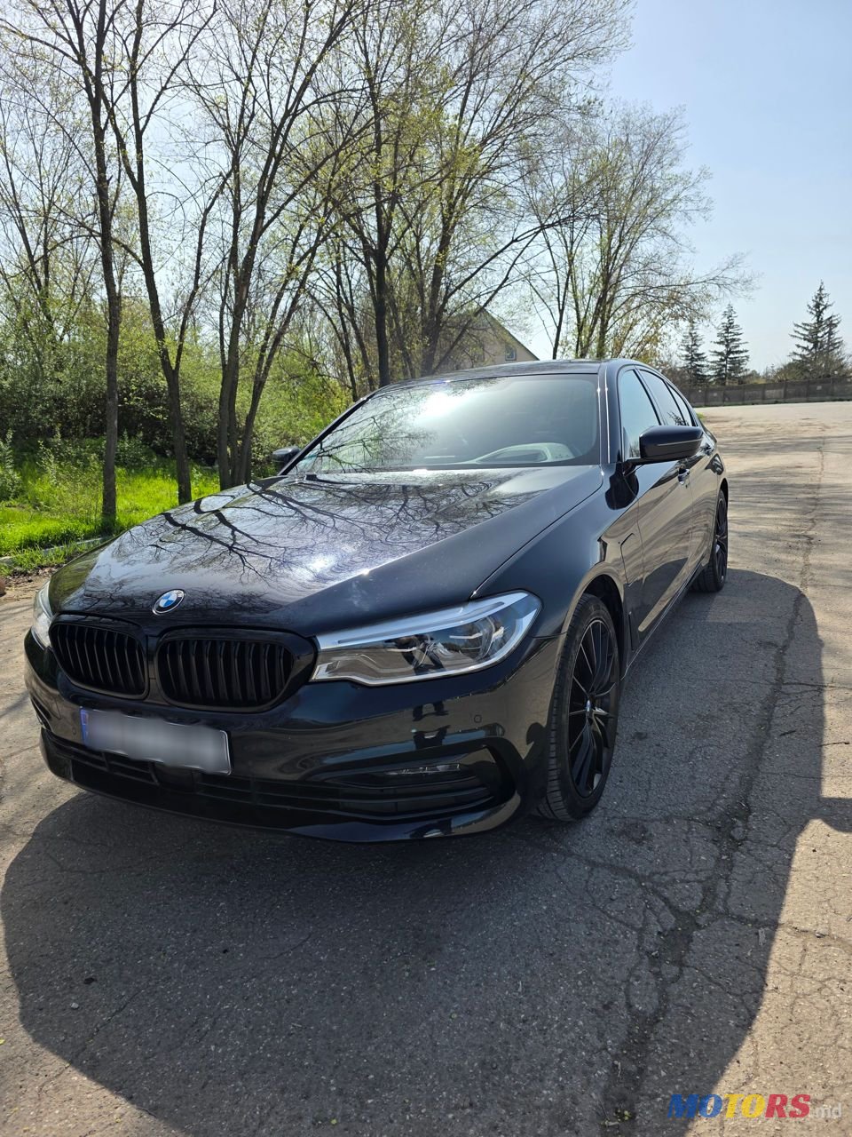 2020' BMW 5 Series photo #1