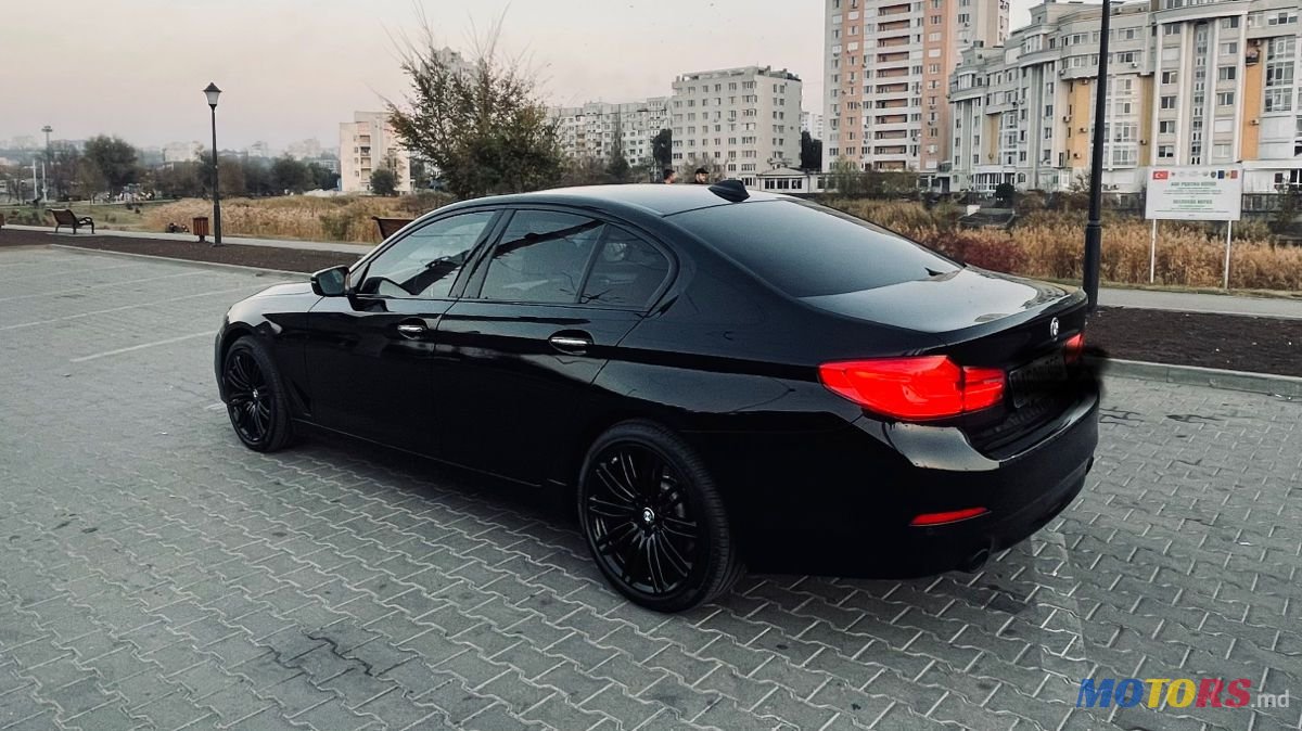2017' BMW 5 Series photo #4