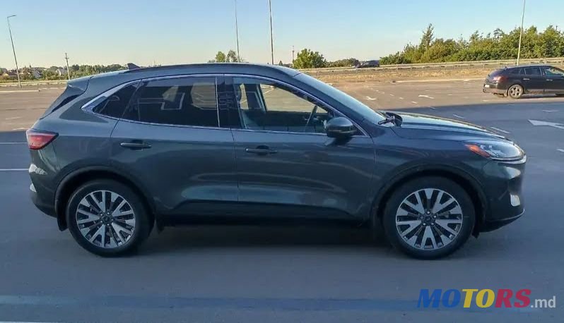 2020' Ford Escape photo #1