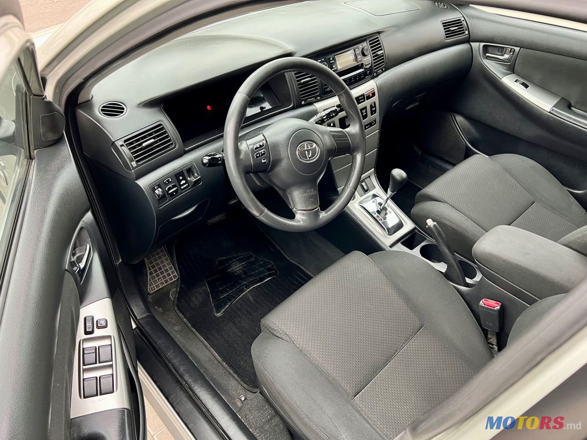 2005' Toyota Corolla photo #6