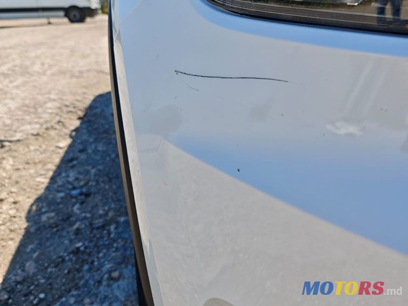 2020' Volvo XC40 photo #5