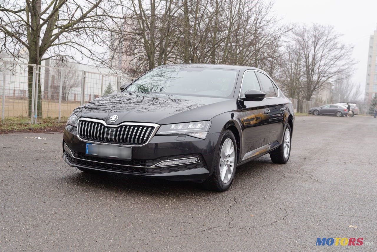 2019' Skoda Superb photo #1