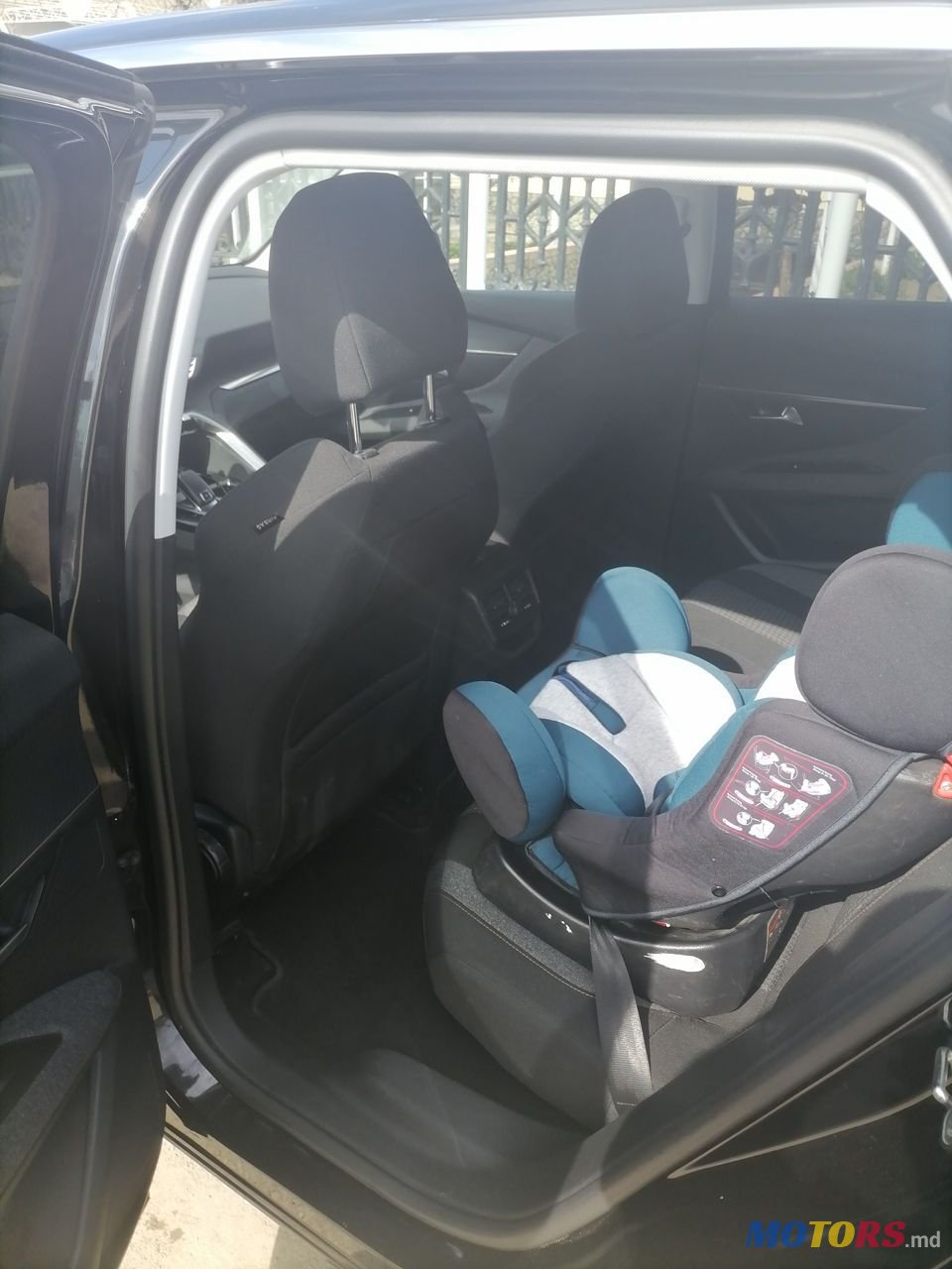 2018' Peugeot 3008 photo #5