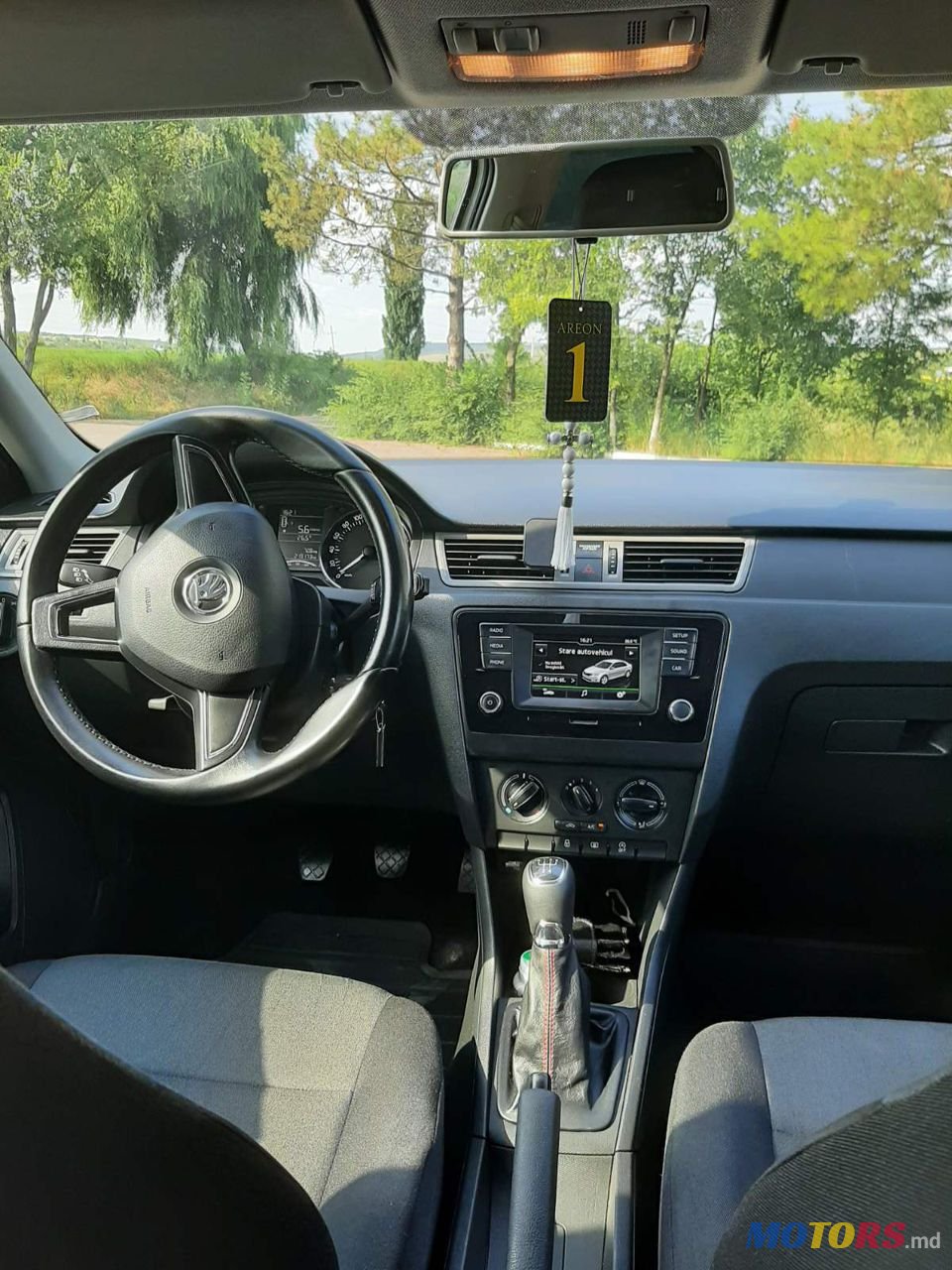 2015' Skoda Rapid photo #2