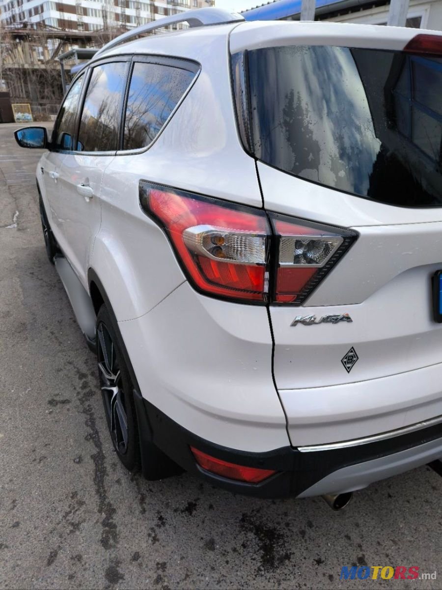 2016' Ford Kuga photo #2