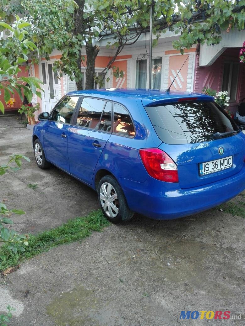 2009' Skoda Fabia photo #4