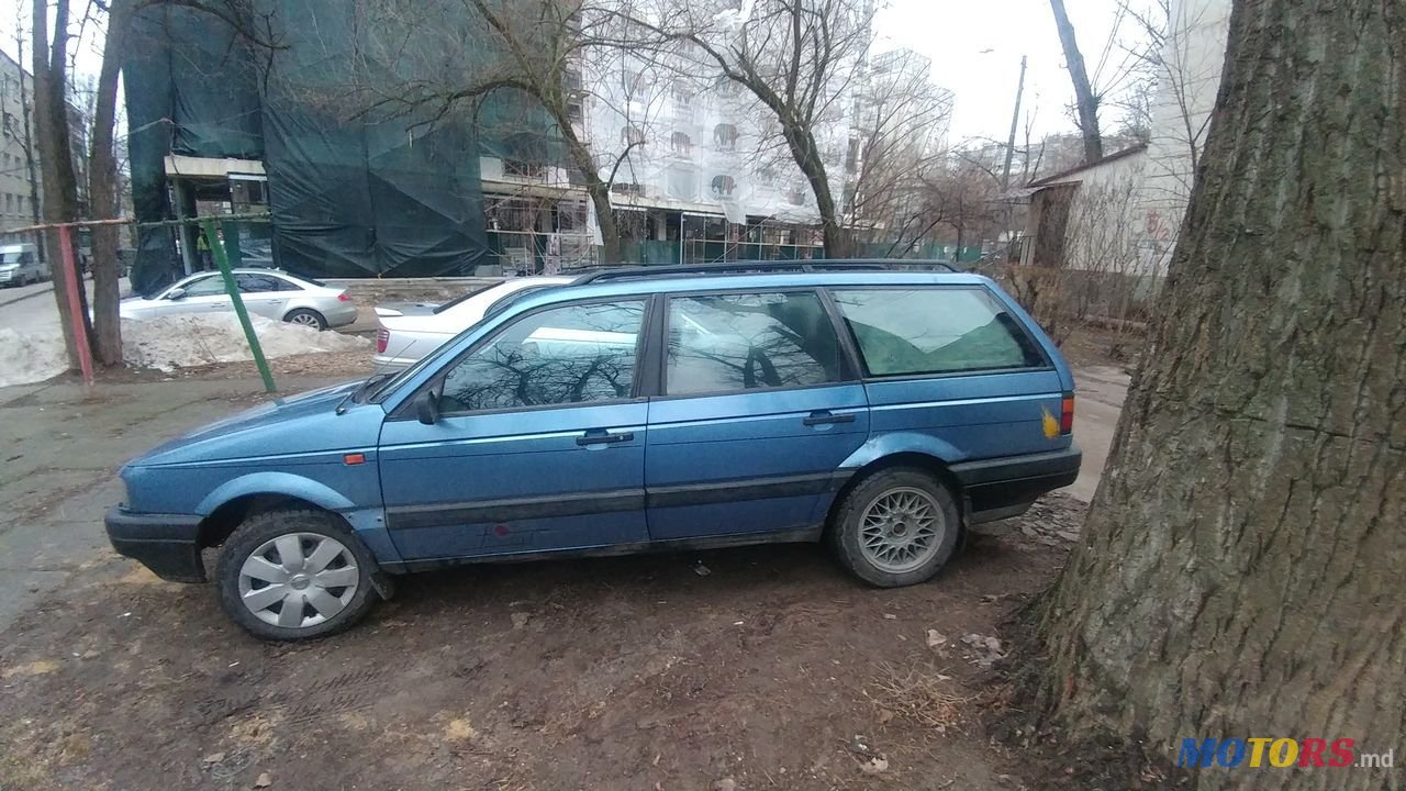 1992' Volkswagen Passat photo #3