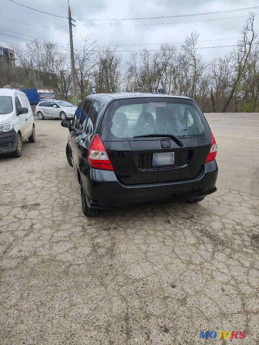 2006' Honda Jazz photo #2