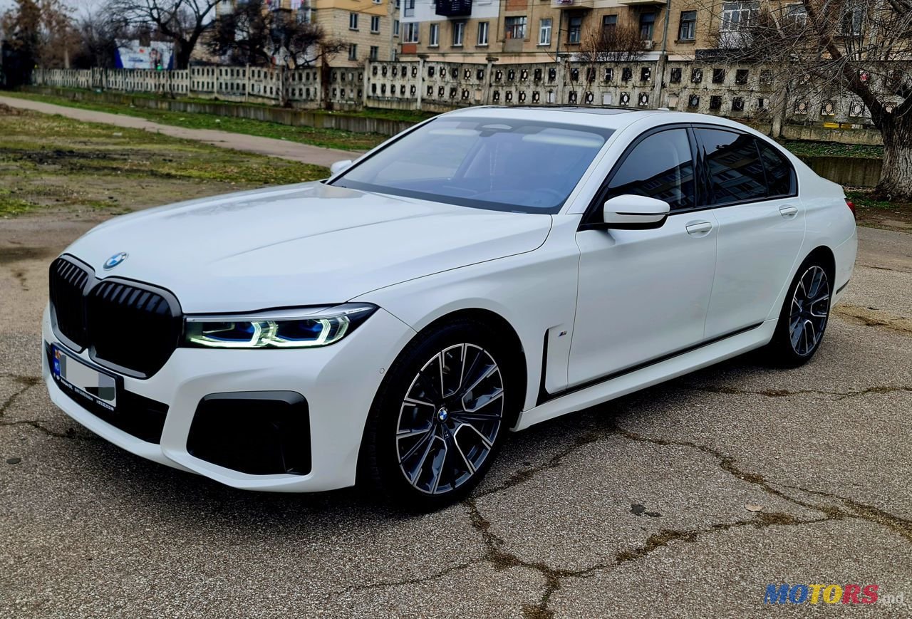 2020' BMW 7 Series photo #2