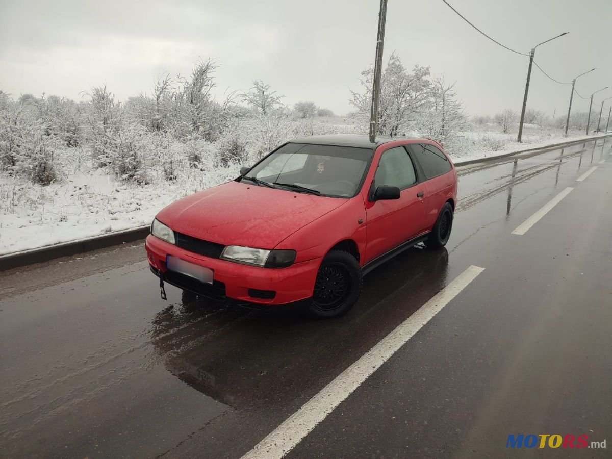1999' Nissan Almera photo #2