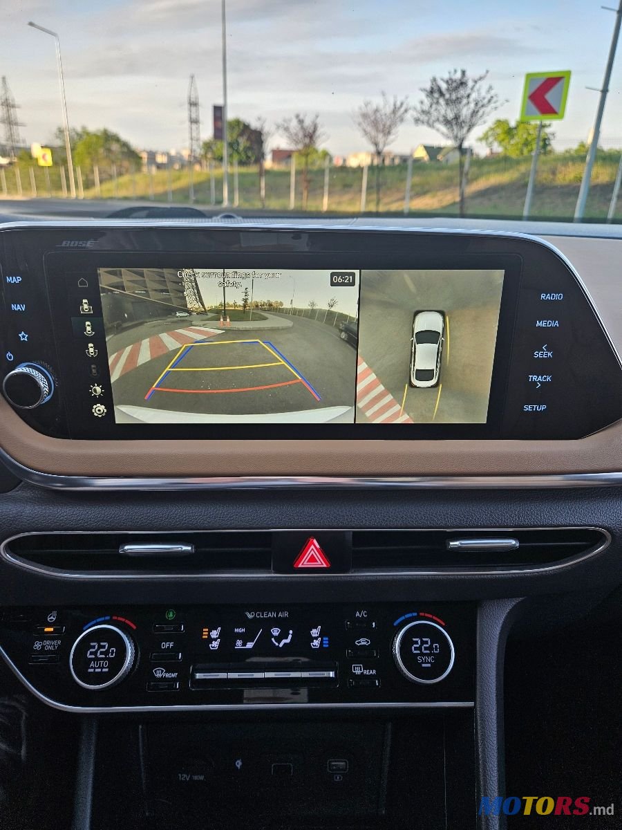 2020' Hyundai Sonata photo #5