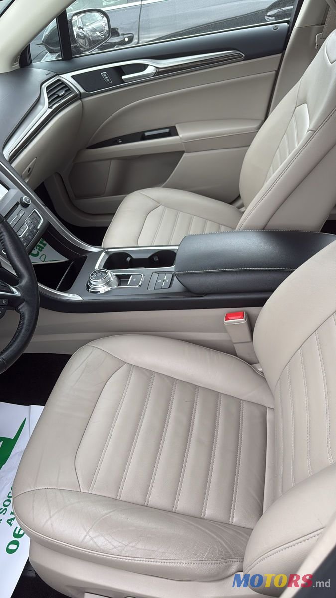 2017' Ford Fusion photo #5