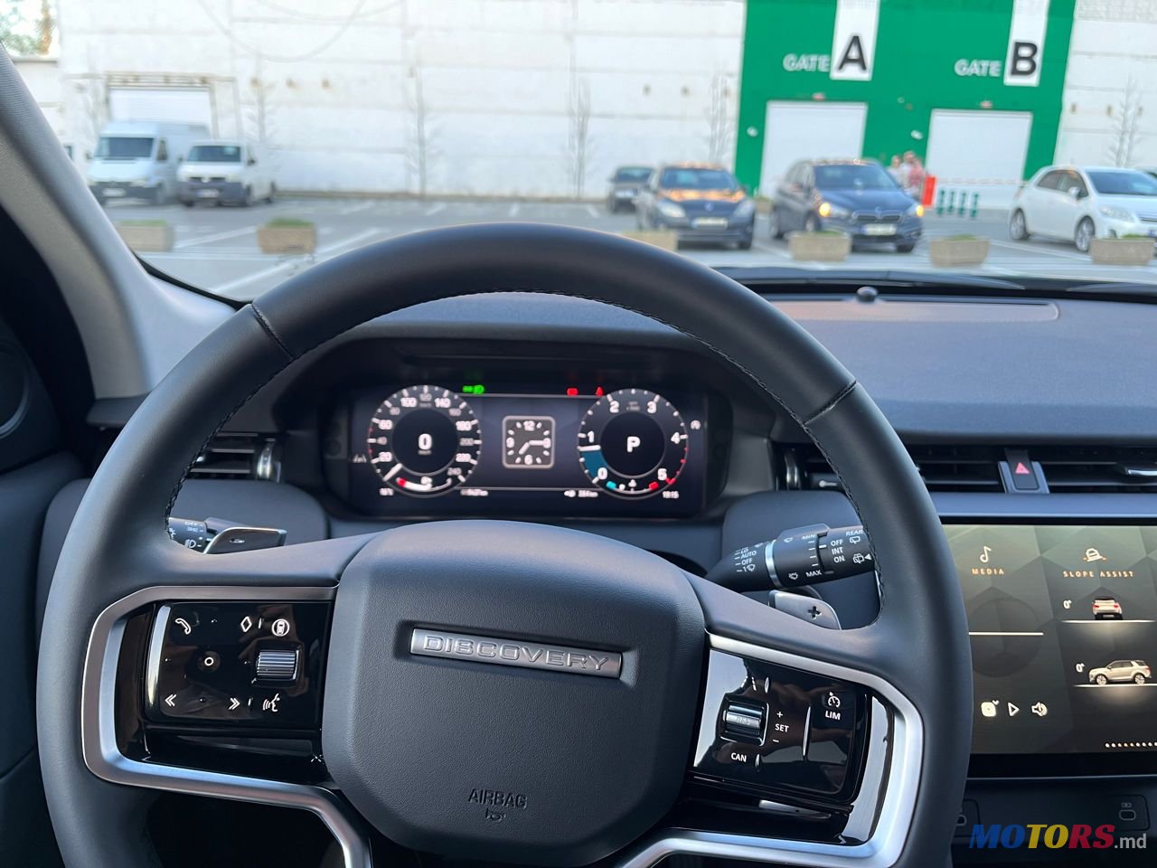 2023' Land Rover Discovery Sport photo #6