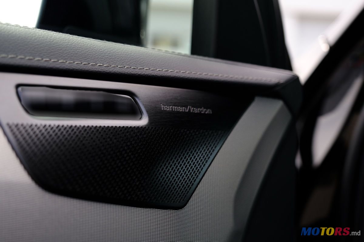 2022' Volvo XC90 photo #4