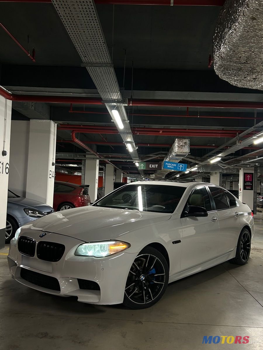 2014' BMW 5 Series photo #2