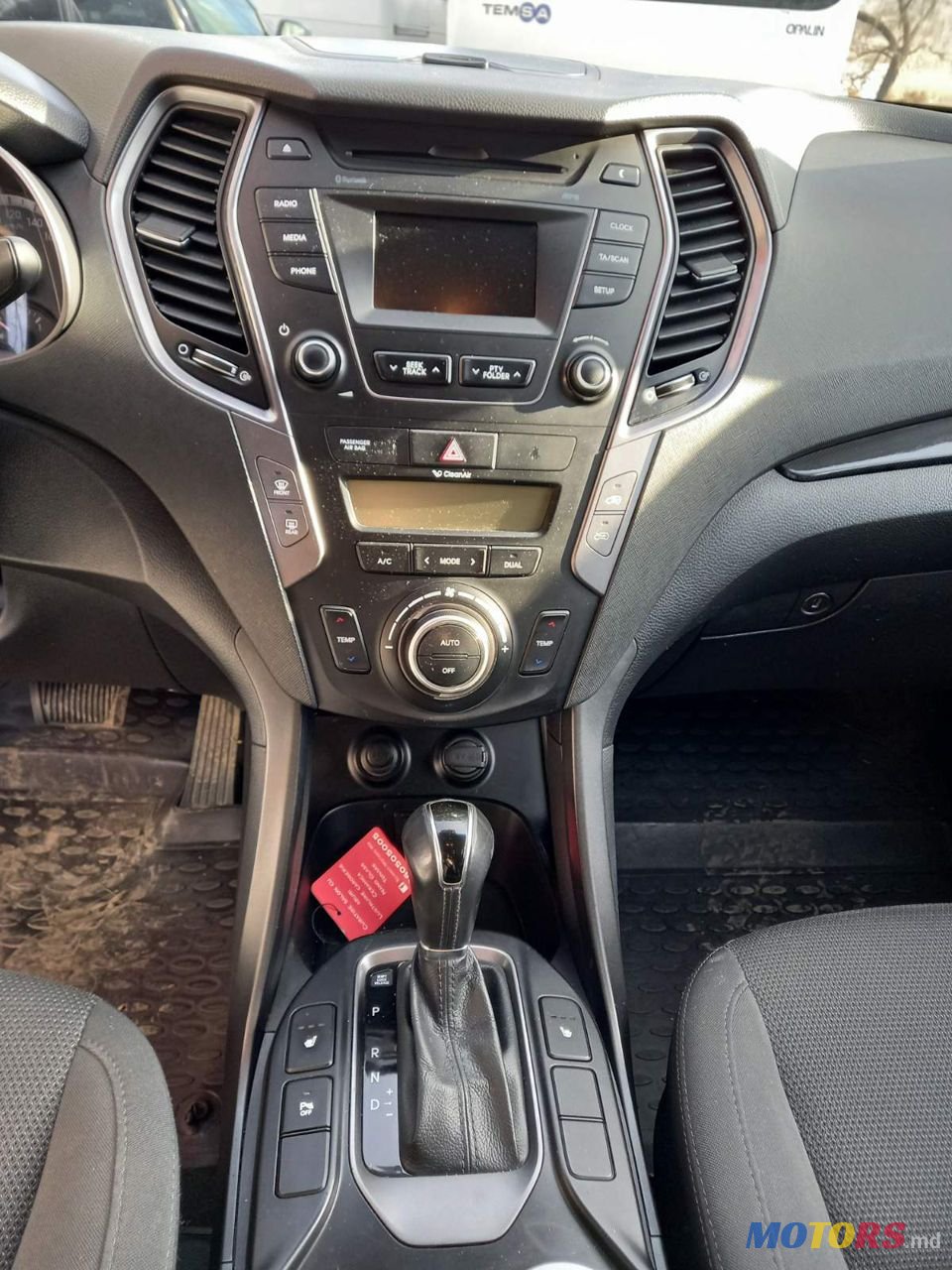 2014' Hyundai Santa Fe photo #5