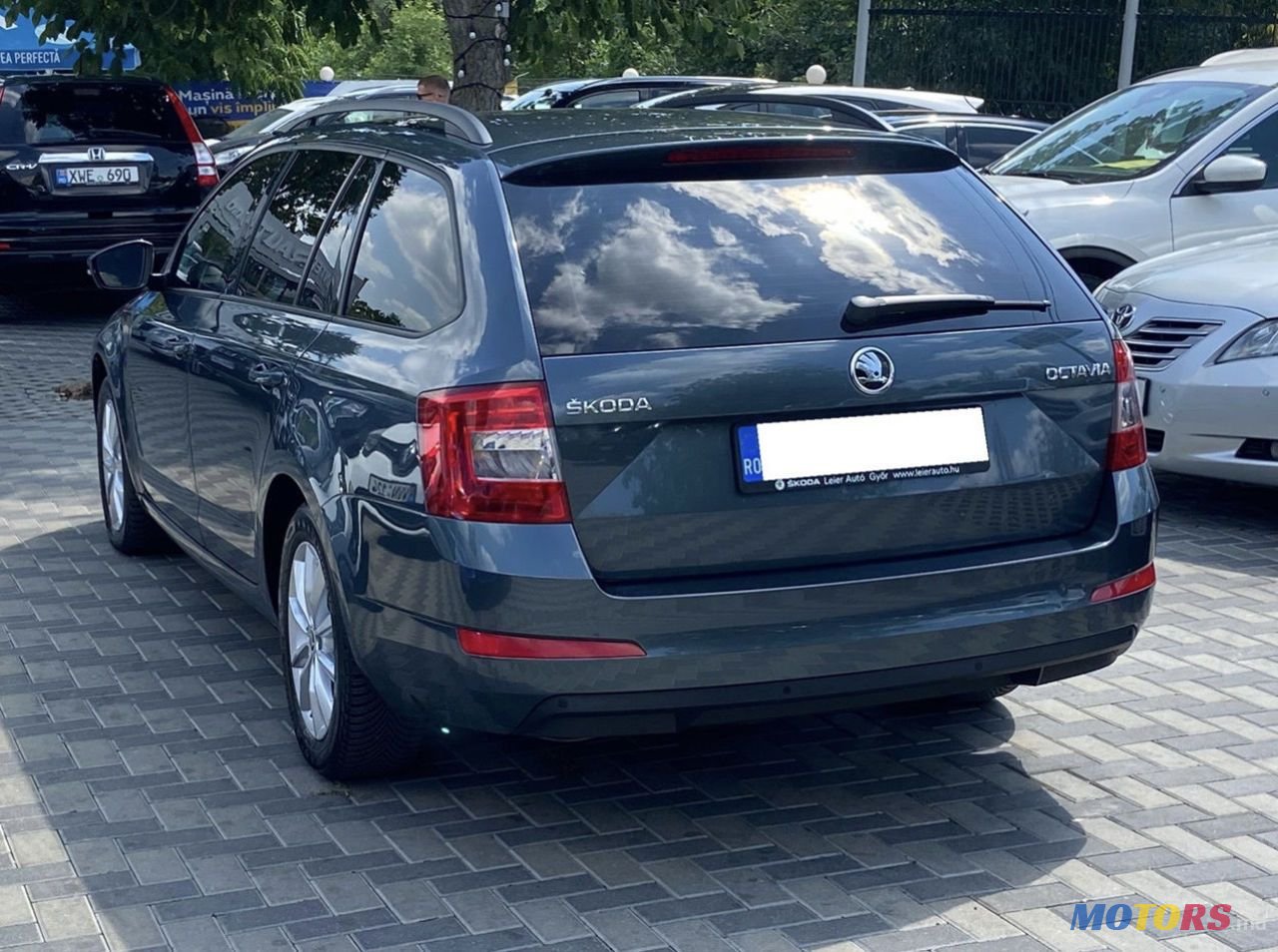 2016' Skoda Octavia photo #2