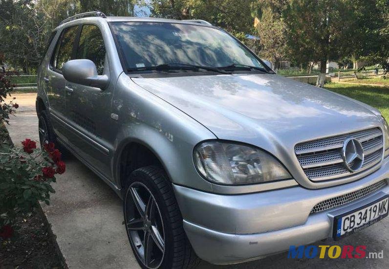 2002' Mercedes-Benz Ml photo #1