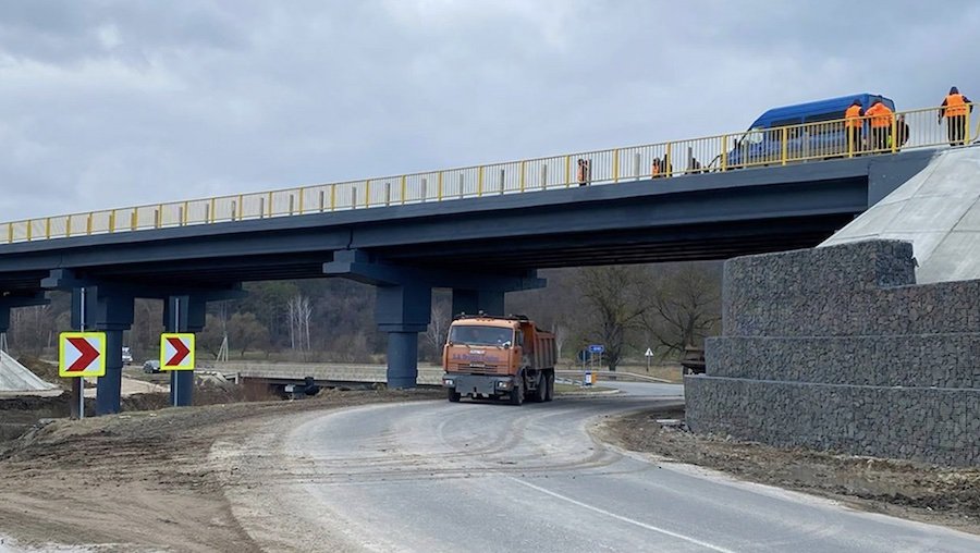 Un perete de susţinere al unui pod reparat din Moldova s-a surpat cu câteva zile înainte de a fi inaugurat