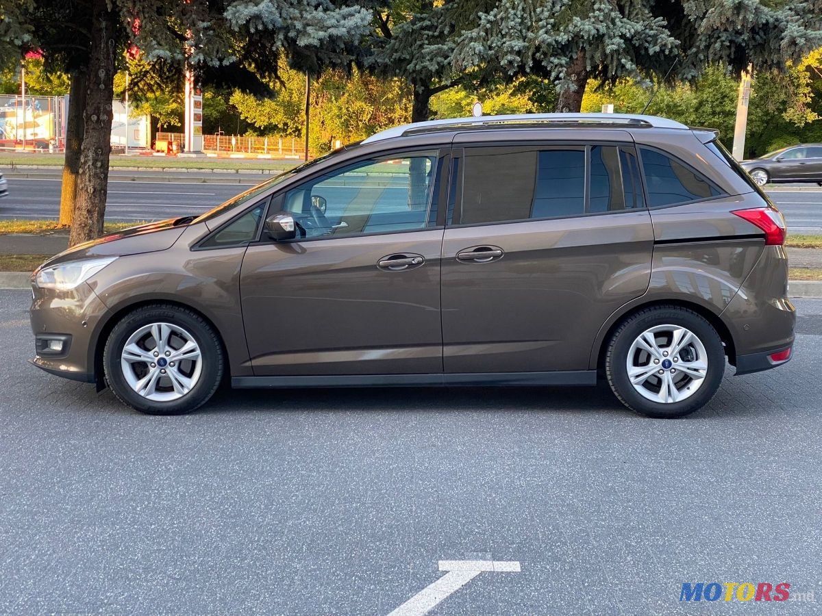 2016' Ford Focus photo #5