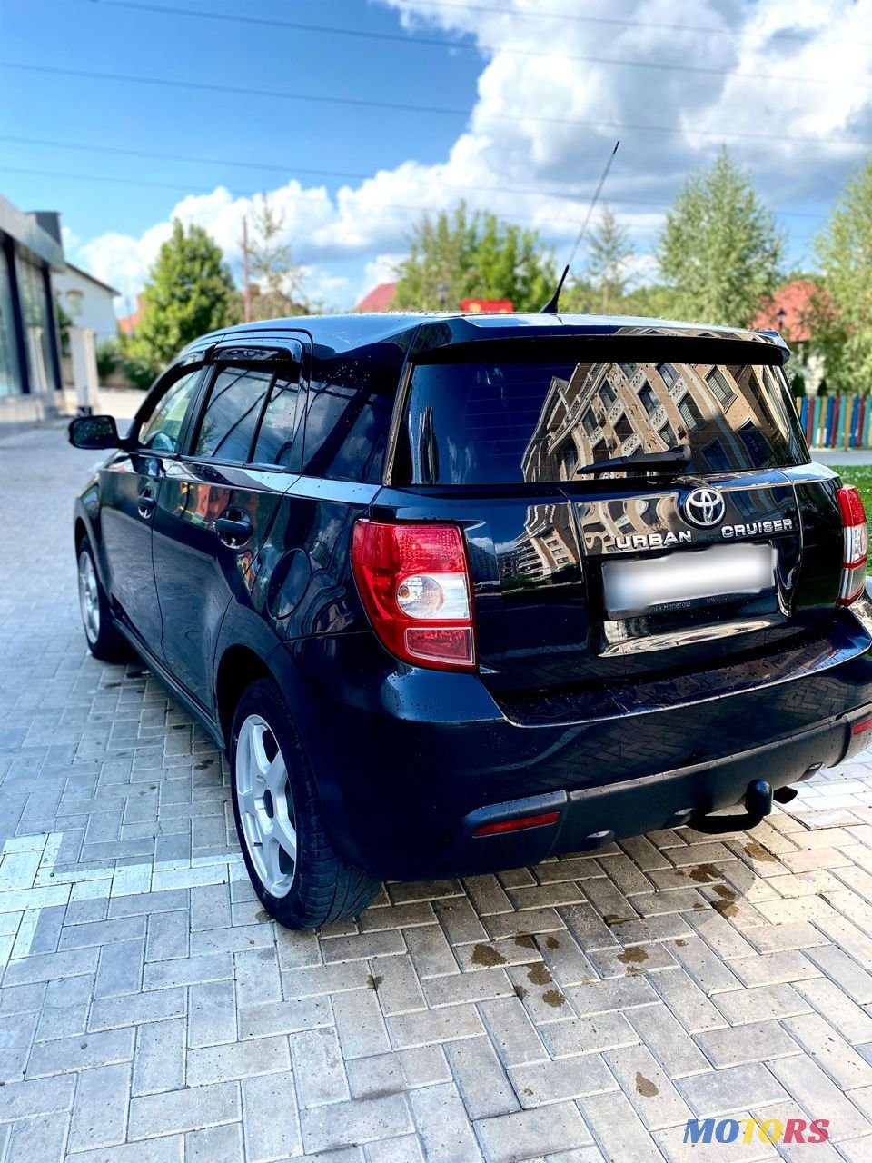 2011' Toyota Urban Cruiser photo #3