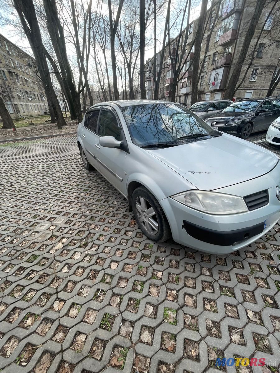 2004' Renault Megane photo #1