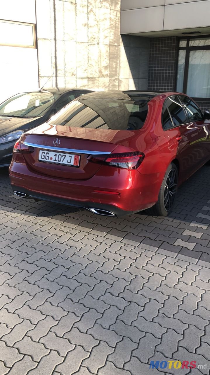 2020' Mercedes-Benz E Класс photo #1