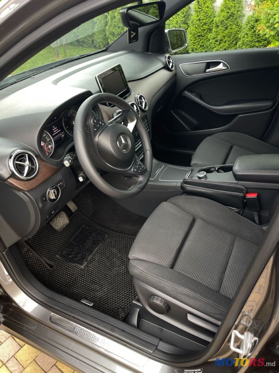 2016' Mercedes-Benz B-Class photo #5
