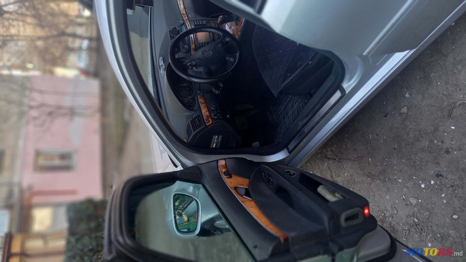 2006' Mercedes-Benz C-Class photo #3