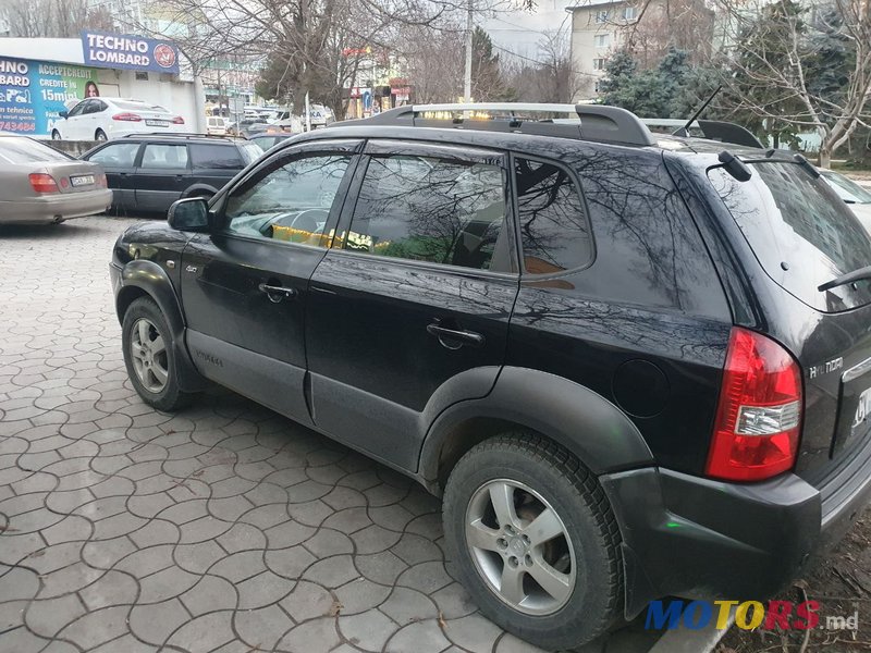 2005' Hyundai Tucson 2,7 l photo #2