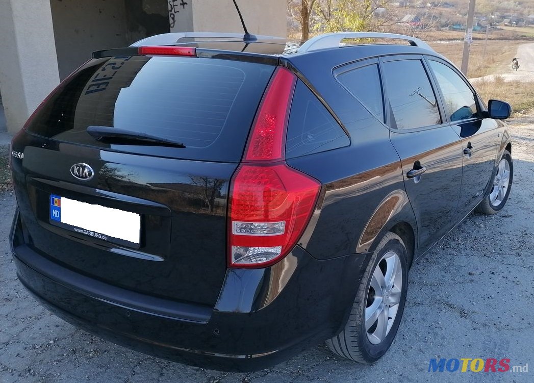 2012' Kia Ceed photo #2