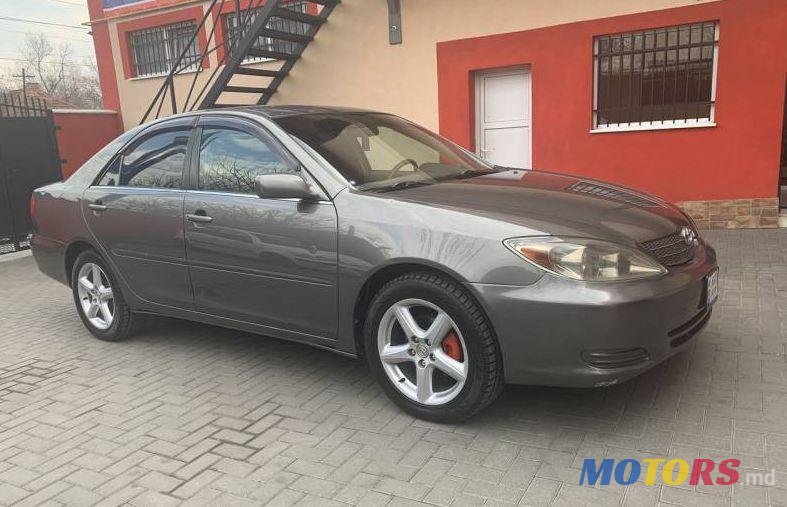 2004' Toyota Camry photo #1