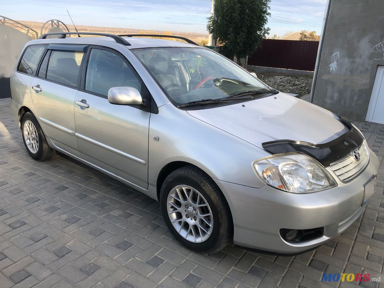 2005' Toyota Corolla photo #2