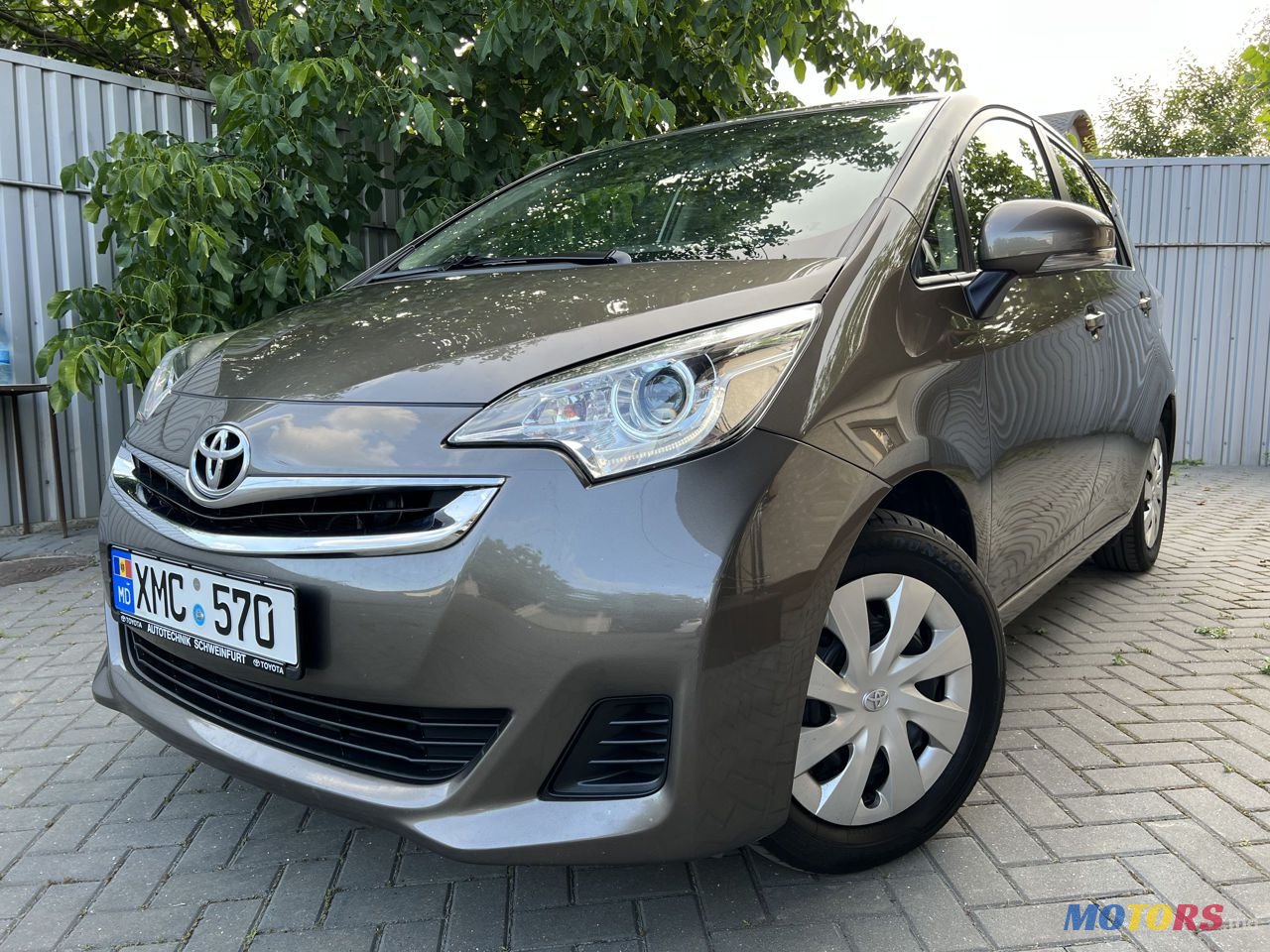 2015' Toyota Verso-S photo #2