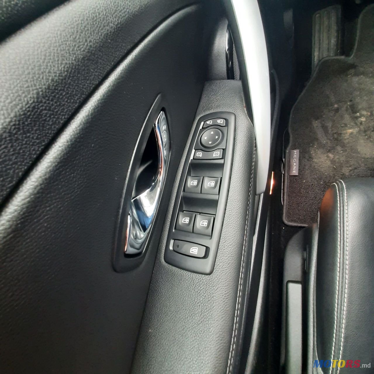 2013' Renault Megane photo #5